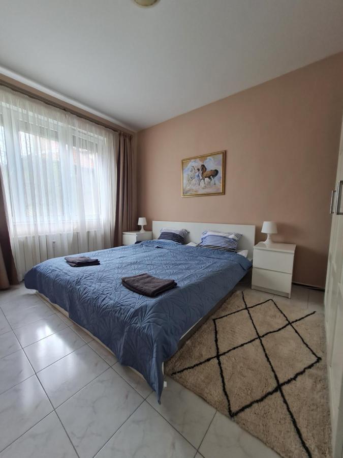 Raya Maisonette, Ideal Center Apartment София Екстериор снимка
